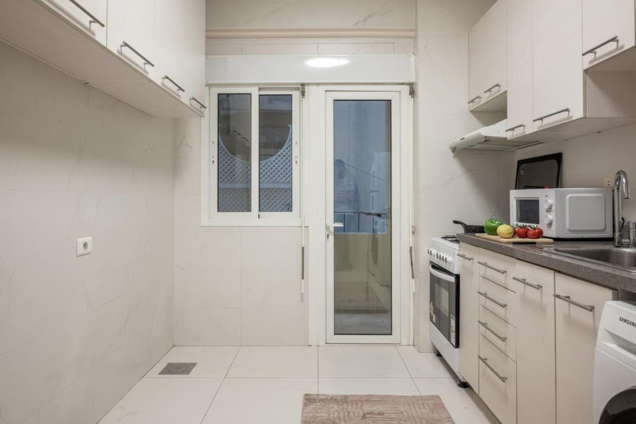 Gemayze Haven 2 Bedroom * Beirut